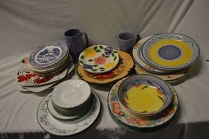 lot 444 image: Misc. Plates and Mugs Floral Designs, Blue and White, Fruit Patterns