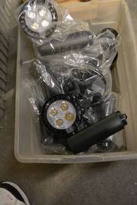 lot 235 image: 25W LED Track Lights - 8 Total