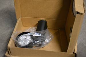 lot 230 image: Track Lights LLAB030RSBKVA - 4 Total