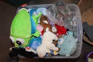 lot 513 image: Plush Toys and Beanie Babies