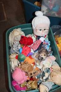 lot 519 image: Grandma Puppet, Beanie Babies and Bunnies