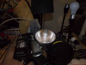 lot 493 image: Small Misc. Lamps, Flood Lights, Outdoor Projector Light