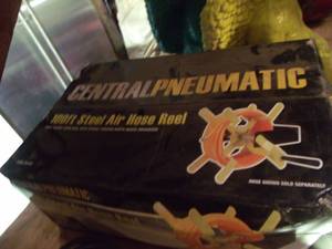 lot 495 image: NIB 100Ft. Steel Air Hose Reel by Central Pneumatic