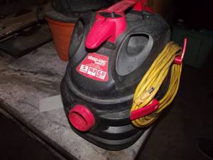 lot 523 image: Hawkeye 5 Gallon Shop Vac - No Hoses