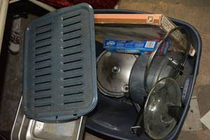 lot 368 image: Cookware Skillet Sets and Lids, Cookie Sheet