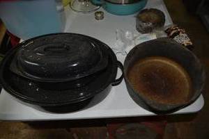 lot 381 image: Cast Iron Dutch Oven, and Small Roasting Pans