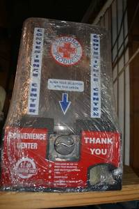 lot 406 image: Personal Products Convenience Center Dispenser