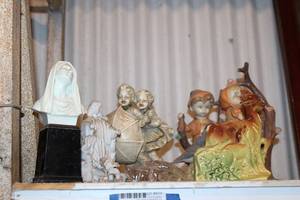 lot 419 image: Figurines as shown