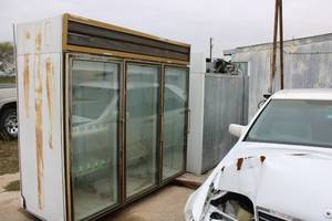 lot 35 image: 3-Door Merchandiser Refrigerator Cooler