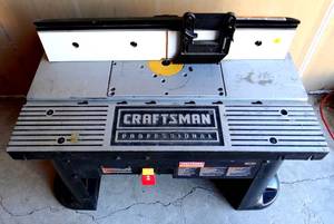 lot 3 image: CRAFTSMAN BENCHTOP ROUTER TABLE WITH CRAFTSMAN COMBO ROUTER $$$