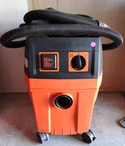 lot 8 image: BIG $ ITEM - Fein Turbo I WetDry Vacuum Cleaner with Dust Extractor - 5.8 Gallon, 151 CFM Suction Capacity, 98 PSI Static Water Lift