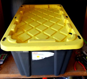 lot 21 image: HDX 27 GALLON TUFF TOTE WITH LID