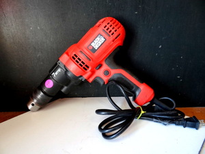 lot 24 image: BLACK & DECKER 7 Amp 12 inch DrillDriver - WORKS