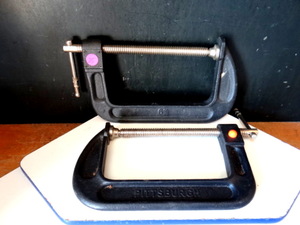 lot 25 image: PAIR - PITTSBURGH 6 C CLAMPS