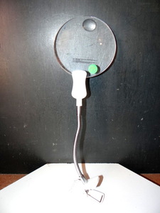 lot 57 image: OttLITE MAGNIFYING GLASS ON ADJUSTABLE TABLE MOUNT STAND