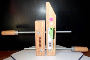 lot 83 image: PITTSBURGH 12 WOOD HANDSCREW CLAMP