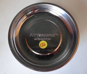 lot 126 image: PITTSBURGH MAGNETIC CATCH ALL TRAY