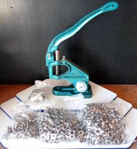 lot 172 image: OANON BANNER GROMMET MACHINE PRESS - 3 DIE SIZES - NEW