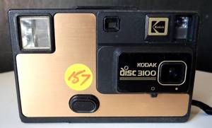 lot 157 image: VINTAGE Kodak Disc 3100 Camera Gold and Black Vintage 1980s