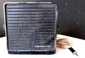 lot 161 image: Vintage Radio Shack 21-549A CBHam Mounted Mobile Speaker