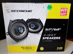 lot 194 image: SCOSCHE HD57684SD 4-Way HD 5x7 Speakers, 200W Peak  50W RMS Per Speaker