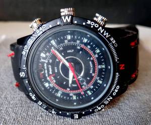 lot 204 image: HIGH TIDE SECRET CAMERA WATCH (AT 6) - WORKS