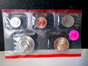 lot 216 image: 2006 UNITED STATES COIN RELEASE