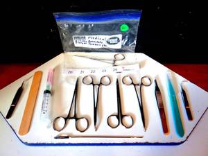 lot 227 image: MEDICAL SUPPLY LOT AS SHOWN