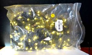 lot 247 image: NEW SET OF TWINKLE LIGHTS - FADE ON & OFF
