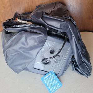 lot 36 image: INTEX AIR MATTRESS AS SHOWN.