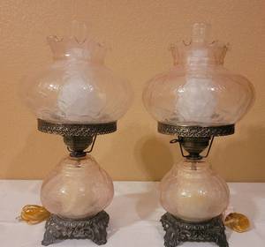 lot 71 image: (2) VINTAGE GONE WITH THE WIND CRACKLE GLASS HURRICANE STYLE TABLE LAMPS AS SHOWN. (SOLD 2 X THE MONEY) EACH APPROX. 20 H x 9.5 W.