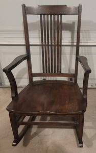 lot 104 image: VINTAGE WOODEN ROCKING CHAIR IN STYLE SHOWN. APPROX. 22.5 W x 33 D x 36 H.