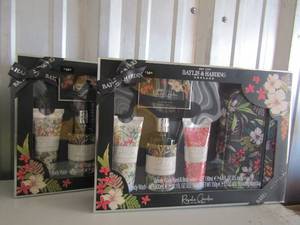 lot 74 image: Baylis& Harding shower gel, body wash, soap, NIB qty2