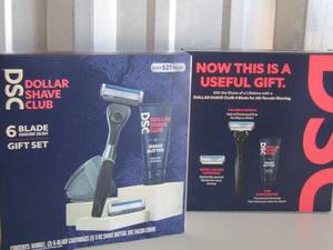 lot 76 image: DSC 6 blade razor with shave butter qty 2 NIB