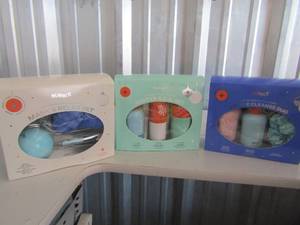 lot 82 image: Bubble mask and relax- bubble skin care qty 3 all NIB
