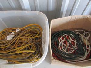 lot 88 image: Box of extension cords, short and long unsure of length