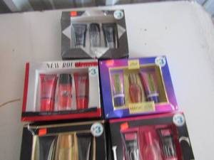 lot 90 image: New set of Broses body spray, loving U, New Rouge, Magic love, Say yes
