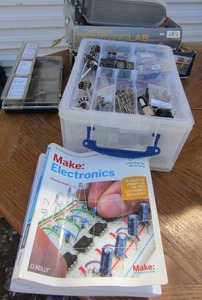 lot 95 image: Electronic learning lab, Elance electronic playground 130, various other learning components for electronic game