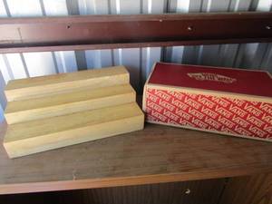 lot 114 image: vans box full of seasoning and a wooden 3 tier seasoning rack