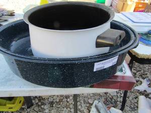 lot 206 image: Ceramic candle holder NIB, Converted speckled roasting pan New