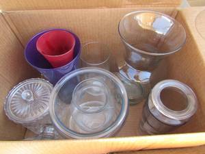 lot 39 image: Covered cookie jar and flower vases of all colors