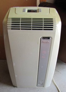 lot 52 image: DeLonghi Portable AIR Conditioner, unknown working order