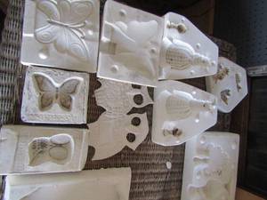 lot 81 image: Owls, butterflys, cats, bells all ceramic molds and pieces