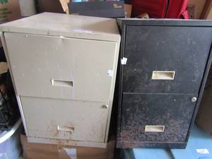 lot 94 image: 2 Black 2 drawer metal file cabinets, 2 white 2 drawer metal file cabinets qty 4