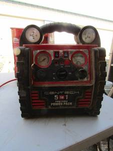 lot 8 image: Cen-tech 5 in 1 portable power pack, unknown working condition
