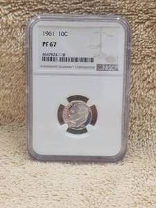 lot 41 image: 1961 graded Roosevelt dime in hard case