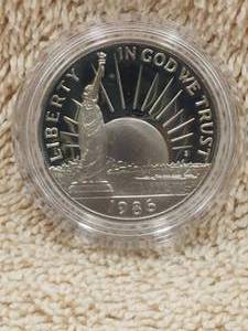 lot 23 image: 1986 Statue of Liberty Centennial Half Dollar