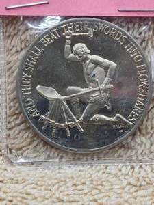 lot 115 image: Limited Edition Commemorative Medallion