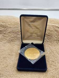 lot 187 image: Republican Presidential Task Force medal of merit - coin - Founder Ronald Reagan