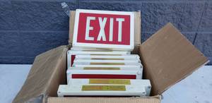 lot 34 image: Lot of 9 Isolite EXIT sign w Tritium, No Power Needed
